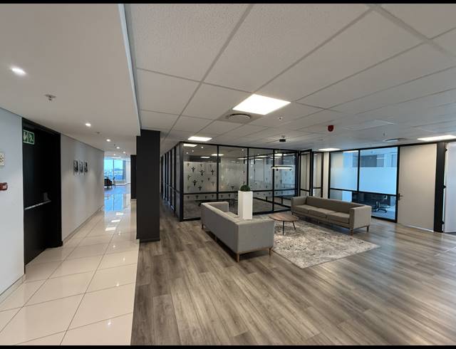 8,380M² OFFICE TO LET IN FORESHORE
